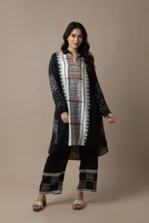 CODE 156 - Black
